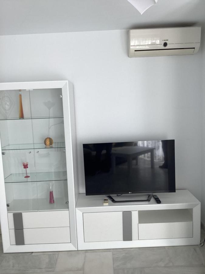 Апартаменты Carihuela Park Palace Apartament Sun&Beach Торремолинос Экстерьер фото